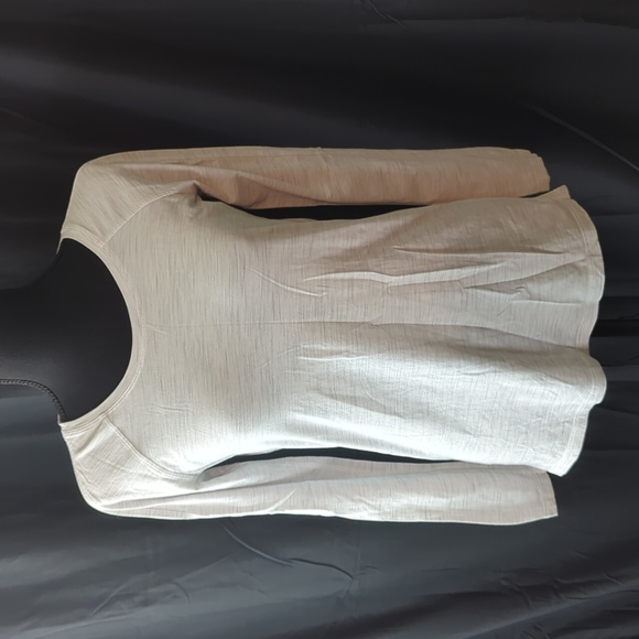 lululemon athletica Tops - Lululemon Top. Excellent Condition.